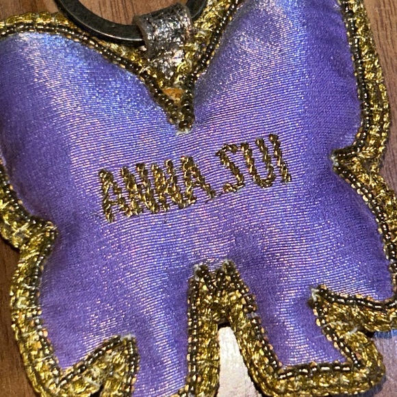 Brand New in Box Anna Sui Beaded Embroidered Butterfly 🦋 Keychain - Picture 10 of 12